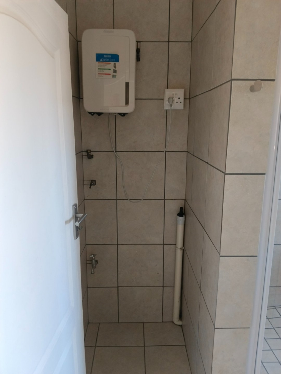 2 Bedroom Property for Sale in Riebeeckstad Free State
